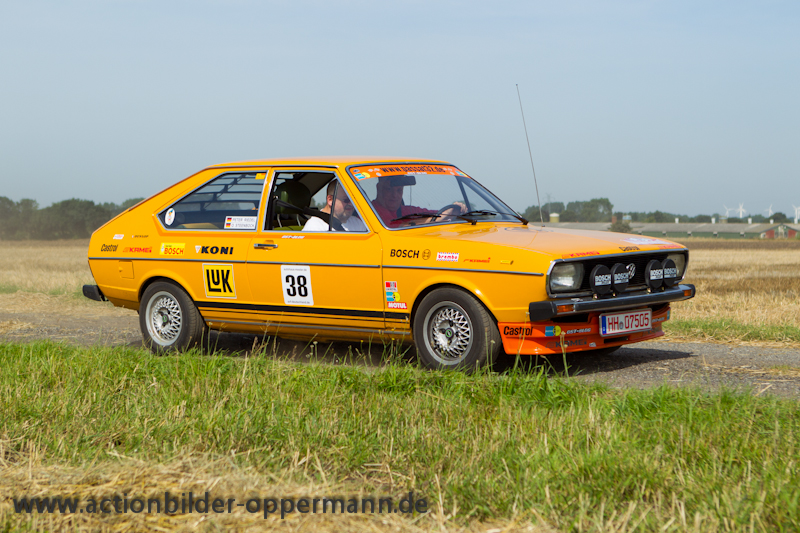 VW Passat bei der Cuxland-Oldtimer-Rallye 2012