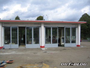 Oldtimer-Tankstelle Prüfhalle