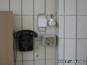 Oldtimer-Tankstelle Telefon