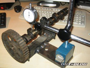 Nockenwellenprüfstand Meßuhr