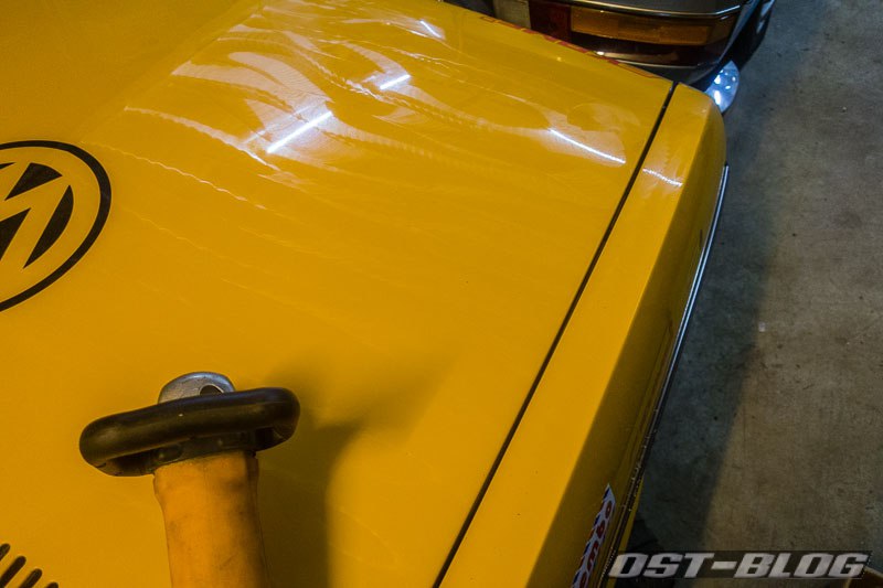 passat-motorhaube-polieren