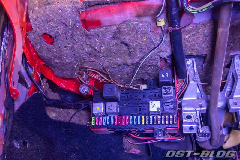 passat-32b-sicherrungskasten