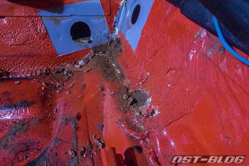 dichtmasse-auf-grundierung