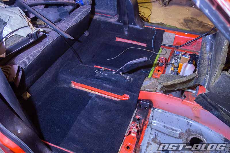 passat-32b-teppich-hinten