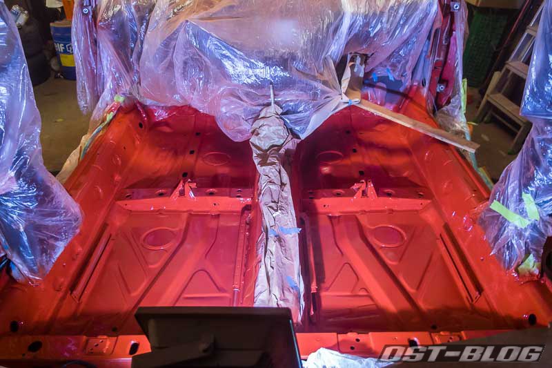 marsrot-passat-32b-bodenblech