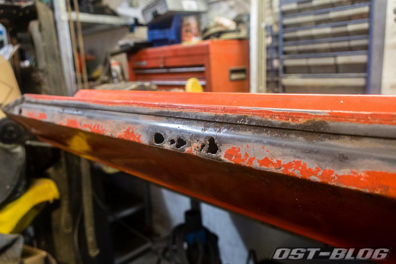 rost-tuerunterkant-32b