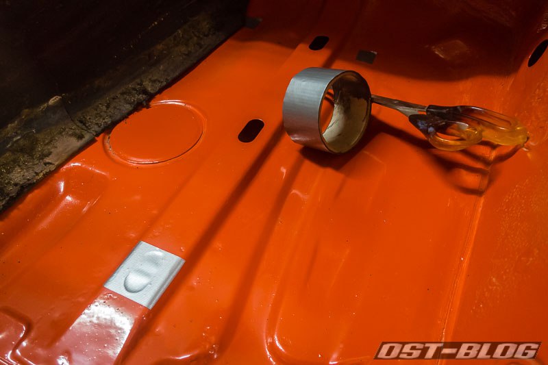 klebeband-bodenblech