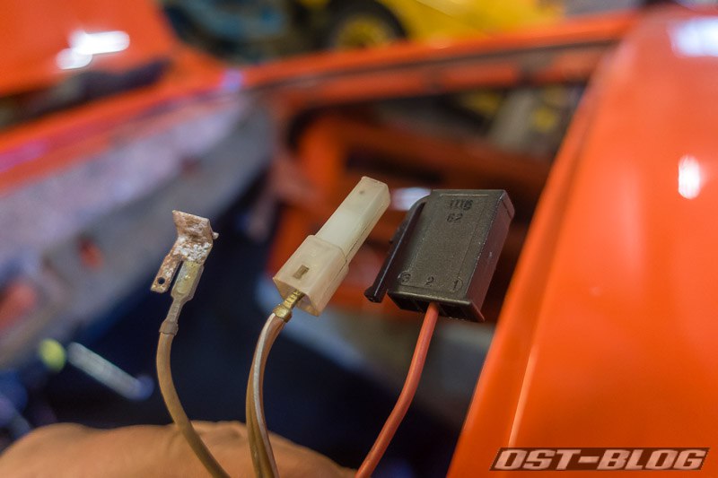 stecker-innnenleuchte-32b